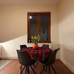 Castanilor 4 *